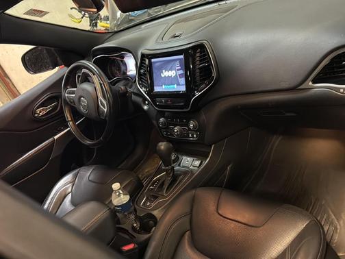 2020 Jeep Cherokee High Altitude