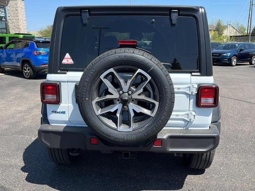 2025 Jeep Wrangler 4xe Sport