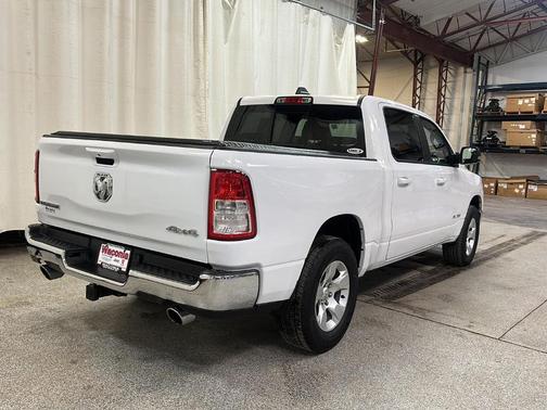 Bright White Clearcoat 2021 RAM 1500 Big Horn