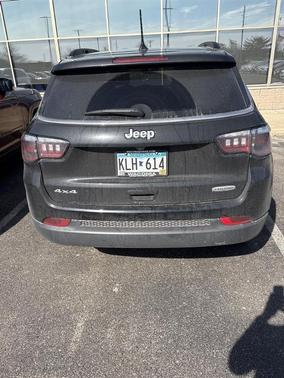 Diamond Black 2023 Jeep Compass Latitude