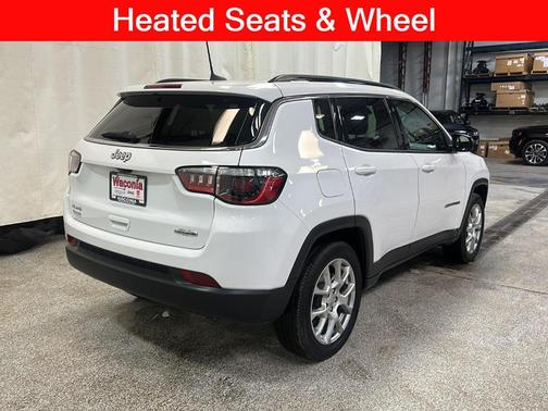 2022 Jeep Compass Latitude Lux