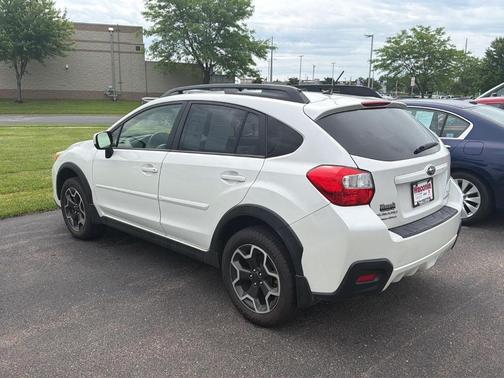 Satin White Pearl 2013 Subaru XV Crosstrek 2.0i Premium