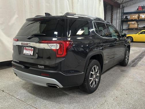 2020 GMC Acadia SLE