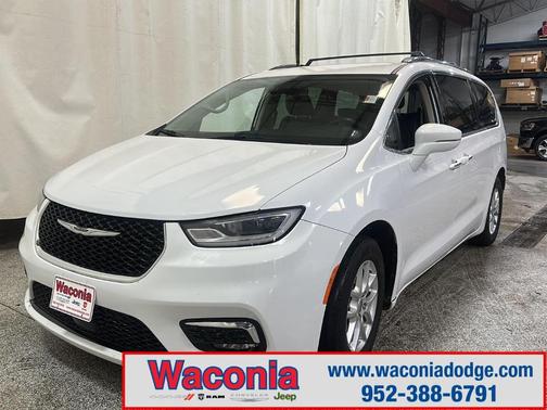 2021 Chrysler Pacifica Touring-L