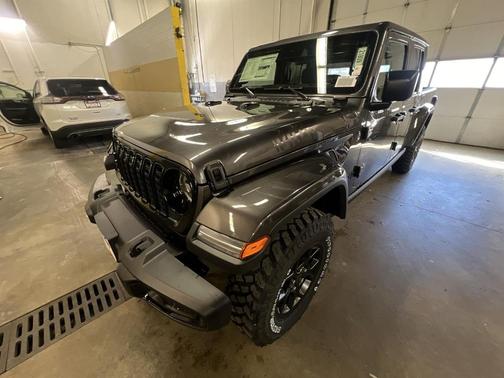 2025 Jeep Gladiator Sport