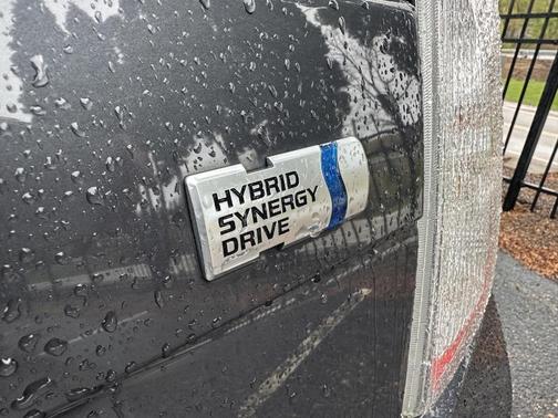 Winter Gray Metallic 2013 Toyota Prius Two