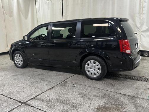 2020 Dodge Grand Caravan SE