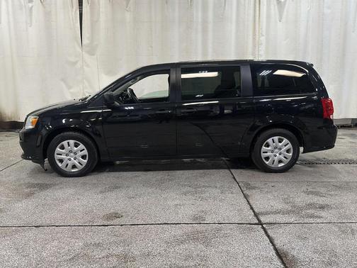 2020 Dodge Grand Caravan SE