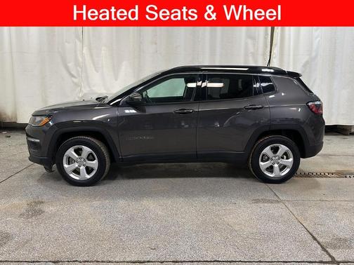 Granite Crystal Clearcoat Metallic 2018 Jeep Compass Latitude