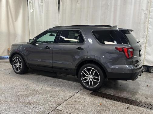 2017 Ford Explorer sport