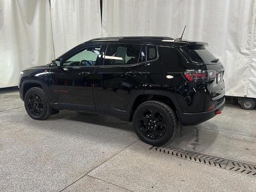 2023 Jeep Compass Trailhawk