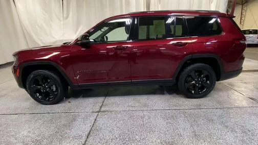 2022 Jeep Grand Cherokee L Laredo