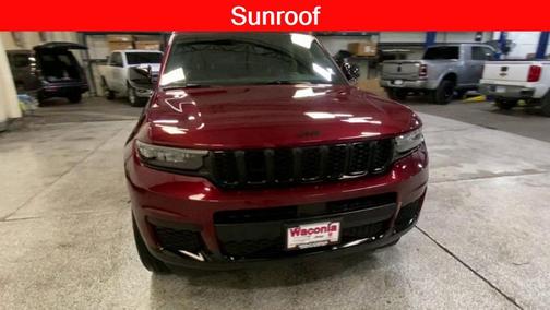 2022 Jeep Grand Cherokee L Laredo