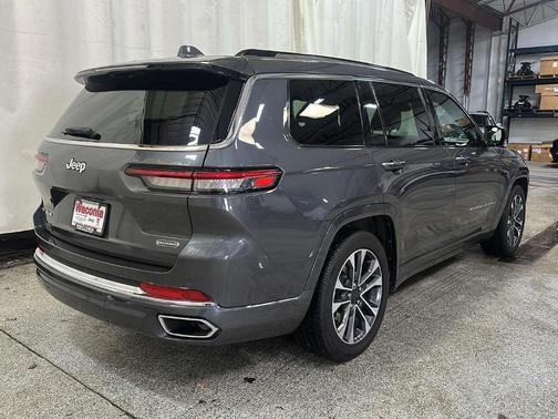 2022 Jeep Grand Cherokee L Overland