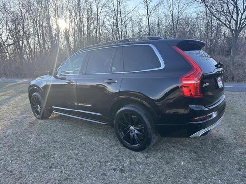 Onyx Black Metallic 2016 Volvo XC90 T6 Momentum