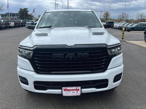 Bright White Clearcoat 2026 RAM 1500 Laramie