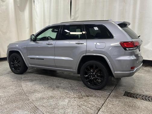 2019 Jeep Grand Cherokee Altitude