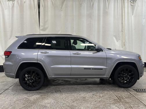 2019 Jeep Grand Cherokee Altitude