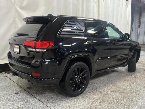 Diamond Black 2020 Jeep Grand Cherokee Altitude