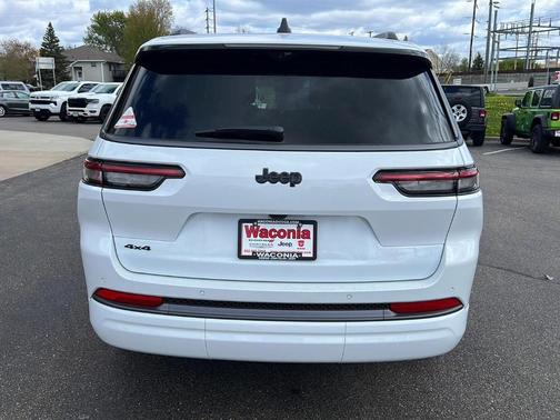Bright White Clearcoat 2026 Jeep Grand Cherokee L Limited