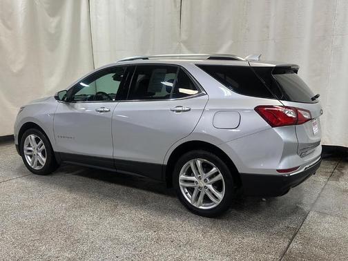Silver Ice Metallic 2019 Chevrolet Equinox Premier w/2LZ
