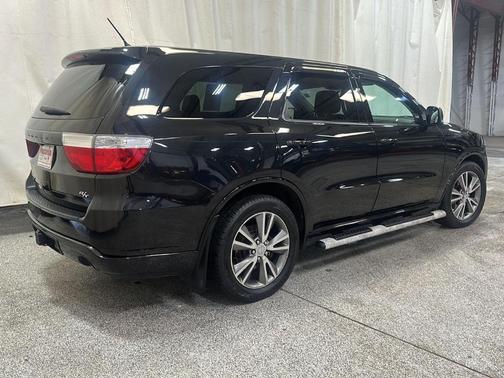 Brilliant Black Crystal Pearl 2013 Dodge Durango R/T