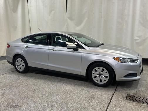 2013 Ford Fusion S