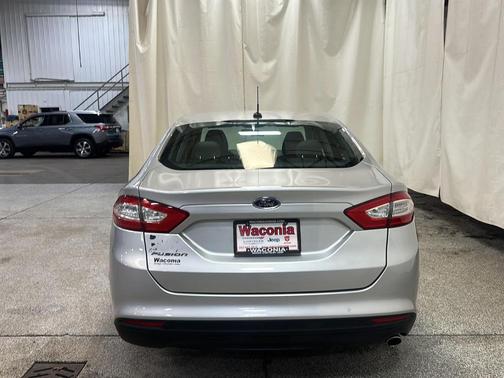 2013 Ford Fusion S