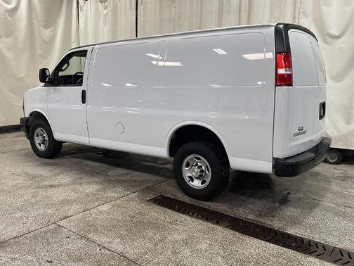 2023 Chevrolet Express 2500 Work Van