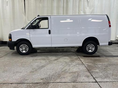 2023 Chevrolet Express 2500 Work Van