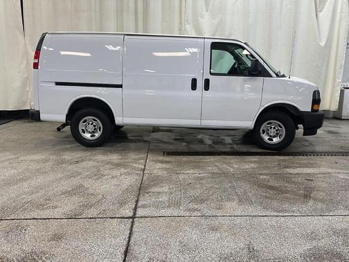 2023 Chevrolet Express 2500 Work Van