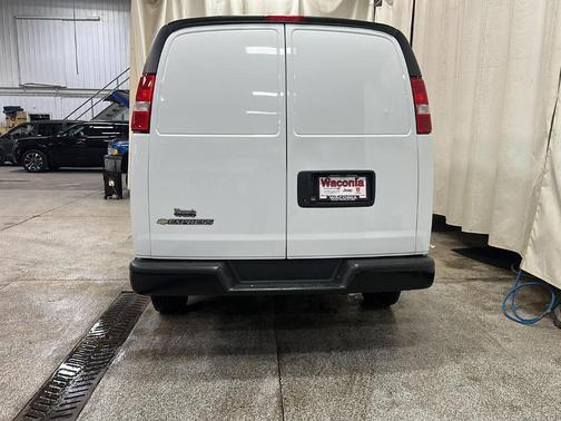 2023 Chevrolet Express 2500 Work Van