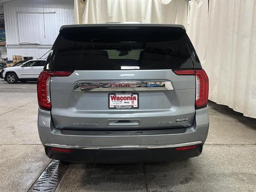 2024 GMC Yukon SLT