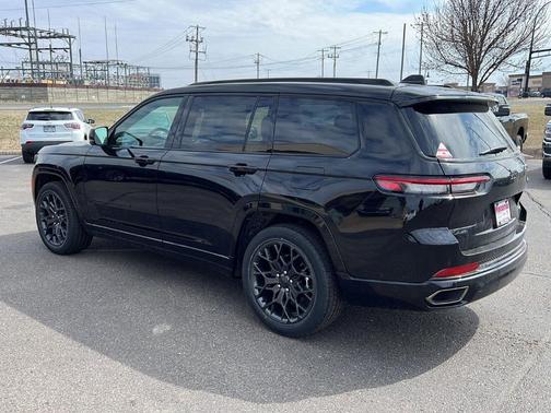 2025 Jeep Grand Cherokee L Summit