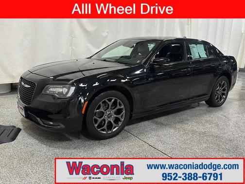 Gloss Black 2017 Chrysler 300 S