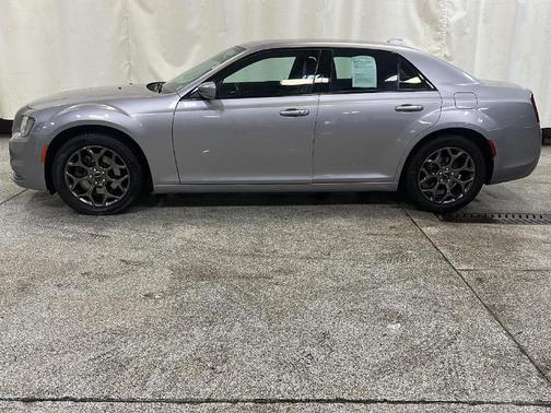 2017 Chrysler 300 S