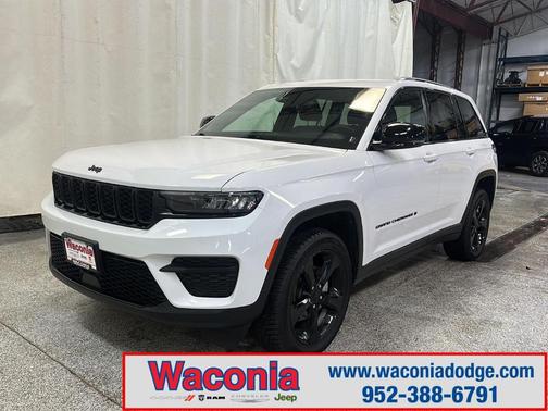 2023 Jeep Grand Cherokee Altitude