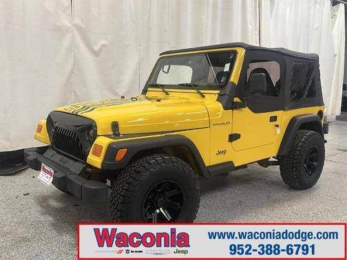 Solar Yellow Clearcoat / Black Hard Top 2000 Jeep Wrangler SE