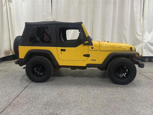 Solar Yellow Clearcoat / Black Hard Top 2000 Jeep Wrangler SE