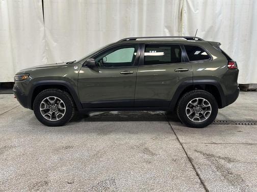 2021 Jeep Cherokee Trailhawk
