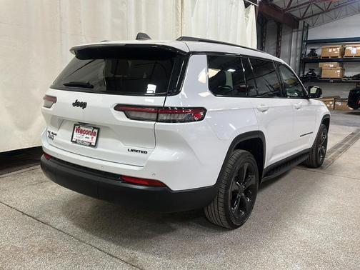 2022 Jeep Grand Cherokee L Limited