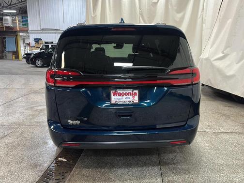 2022 Chrysler Pacifica Limited