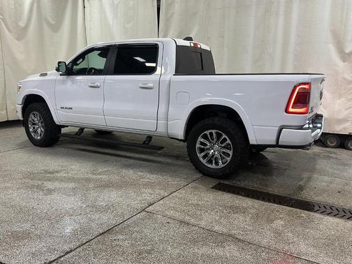 Bright White Clearcoat 2024 RAM 1500 Laramie