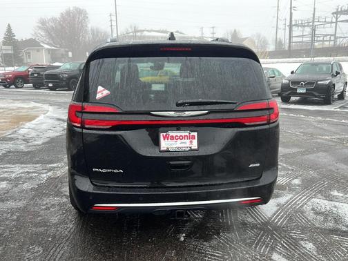 2026 Chrysler Pacifica Pinnacle