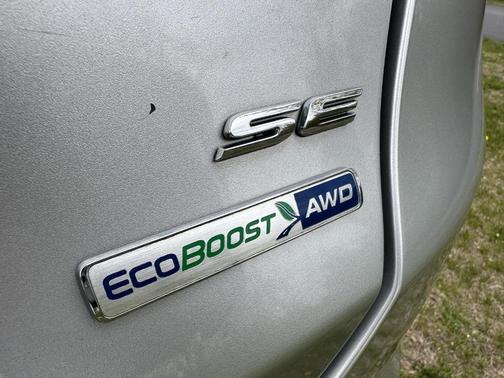 Ingot Silver 2017 Ford Fusion SE