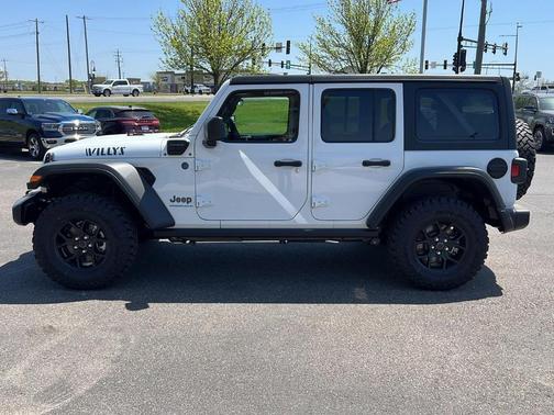 2025 Jeep Wrangler 4xe Sport