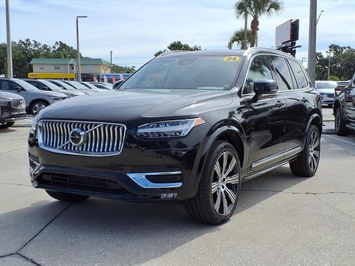 2024 Volvo XC90 B5 Plus Bright Theme