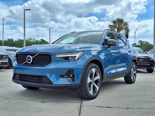 Fjord Blue 2023 Volvo XC40 Plus
