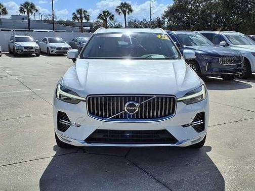2023 Volvo XC60 Plus