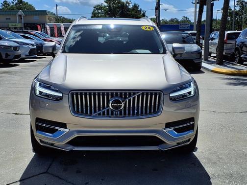2024 Volvo XC90 B6 Plus Bright Theme 7P